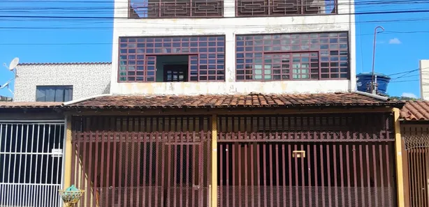 Casa com 6 Quartos à venda, 320m² no Riacho Fundo I, Brasília