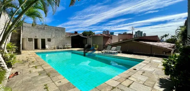 Sobrado com 4 Quartos para venda ou aluguel, 465m² no Centro, Diadema