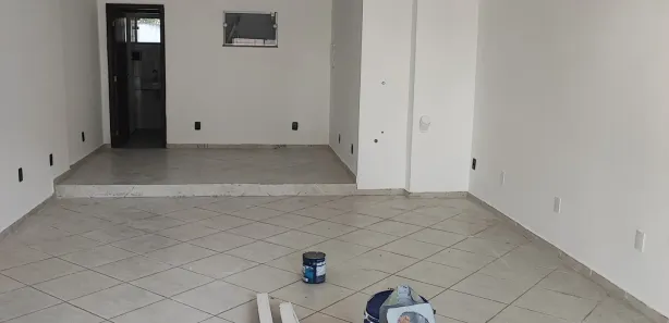 Loja / Salão / Ponto Comercial para alugar, 60m² no Lagoa, Macaé