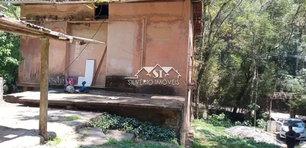 Fazenda / Sítio / Chácara com 3 Quartos à venda, 100m² no Fazenda Inglesa, Petrópolis