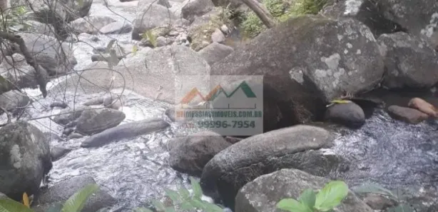 Fazenda / Sítio / Chácara com 2 Quartos à venda, 5100m² no , Rio Bonito