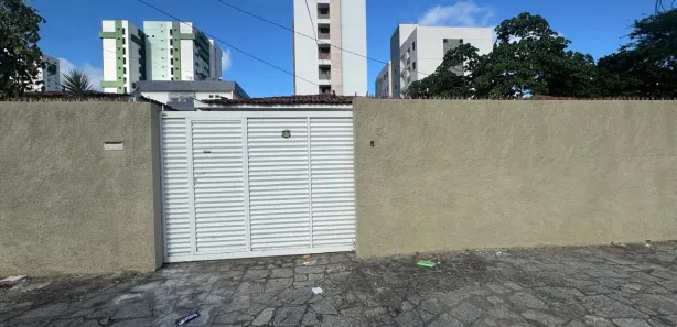 Casa com 4 Quartos para venda ou aluguel, 240m² no Estados, João Pessoa