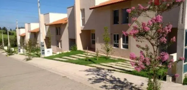 Casa de Condomínio com 2 Quartos à venda, 80m² no Dona Catarina, Mairinque