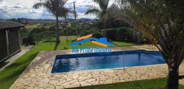 Fazenda / Sítio / Chácara com 4 Quartos à venda, 300m² no Centro, Alambari