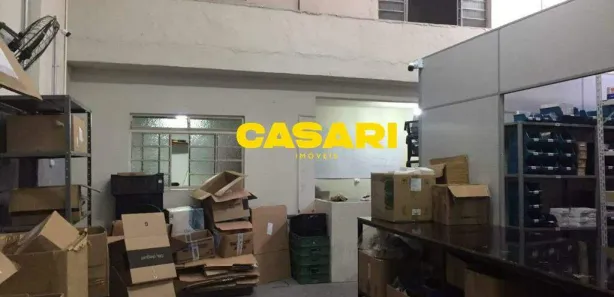 Prédio Inteiro à venda, 345m² no Taboão, Diadema