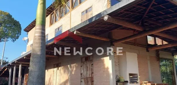 Fazenda / Sítio / Chácara com 4 Quartos à venda, 800m² no Centro, São Lourenço da Serra