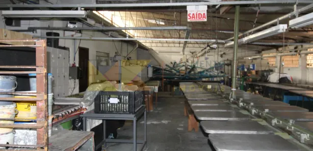 Galpão / Depósito / Armazém com 3 Quartos à venda, 249m² no Água Verde, Blumenau