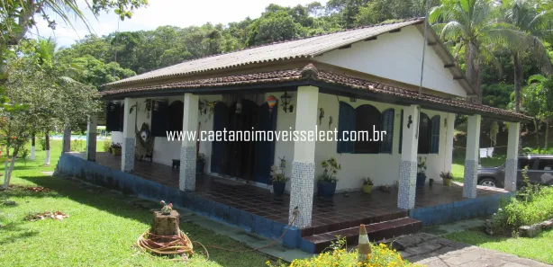 Fazenda / Sítio / Chácara com 3 Quartos à venda, 8000m² no Papucaia, Cachoeiras de Macacu