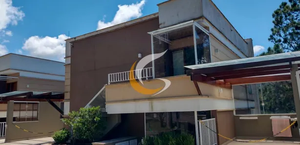Casa com 5 Quartos para alugar, 240m² no Castelanea, Petrópolis