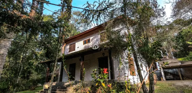 Casa com 3 Quartos à venda, 196m² no Jardim dos Ipês, Embu das Artes