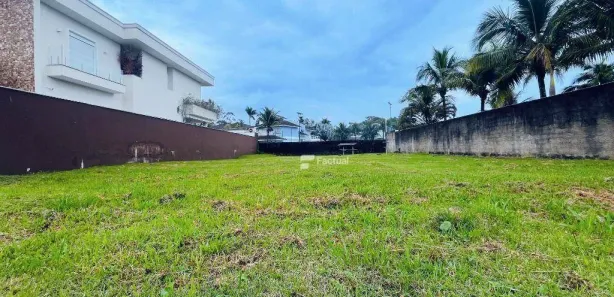 Terreno / Lote / Condomínio à venda, 715m² no Balneário Praia do Pernambuco, Guarujá