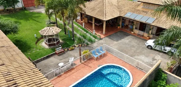 Fazenda / Sítio / Chácara com 6 Quartos à venda, 345m² no Jundiaquara, Araçoiaba da Serra