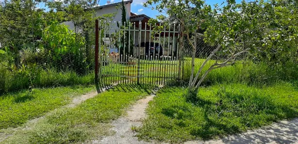 Fazenda / Sítio / Chácara com 3 Quartos à venda, 270m² no Vila Velha, Caçapava