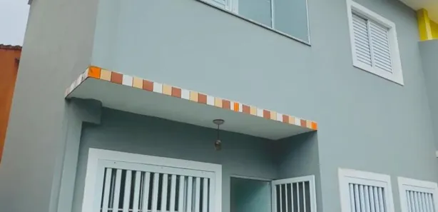 Sobrado com 2 Quartos à venda, 70m² no Balneario Europa, Mongaguá