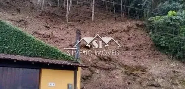 Terreno / Lote / Condomínio à venda, 470m² no Quitandinha, Petrópolis