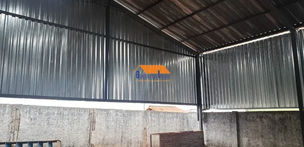 Galpão / Depósito / Armazém à venda, 550m² no Nova Cachoeirinha, Belo Horizonte