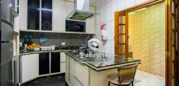 Sobrado com 3 Quartos para venda ou aluguel, 180m² no Parque Novo Oratório, Santo André