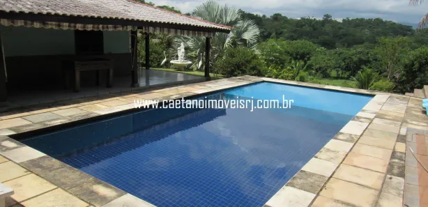 Fazenda / Sítio / Chácara com 4 Quartos à venda, 7400m² no Papucaia, Cachoeiras de Macacu