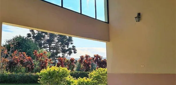 Fazenda / Sítio / Chácara com 5 Quartos para alugar, 640m² no Jardim São Miguel, Cotia