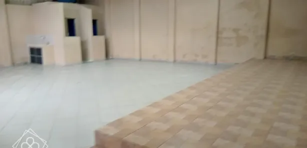 Galpão / Depósito / Armazém à venda, 130m² no Roselândia, Barra Mansa
