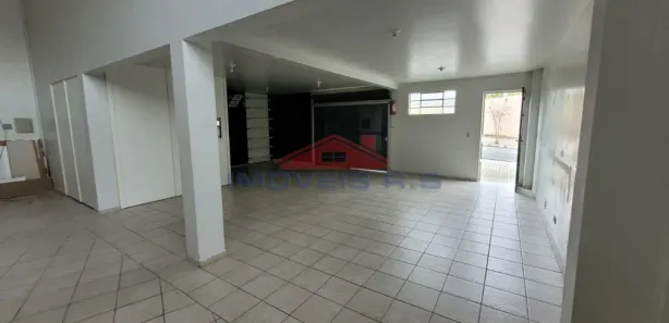 Loja / Salão / Ponto Comercial para alugar, 200m² no Centro, Araucária