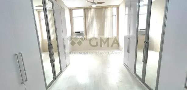 Kitnet com 1 Quarto à venda, 41m² no Copacabana, Rio de Janeiro