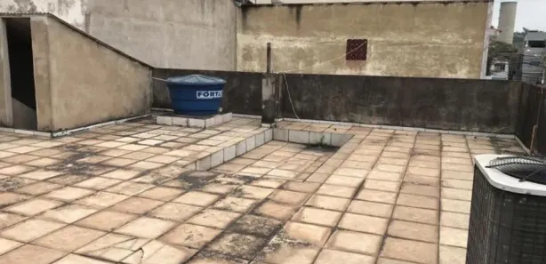 Loja / Salão / Ponto Comercial com 3 Quartos à venda, 80m² no Água Comprida, Barra Mansa