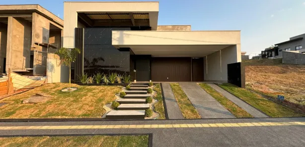 Sobrado com 3 Quartos à venda, 180m² no Jardins Porto, Senador Canedo