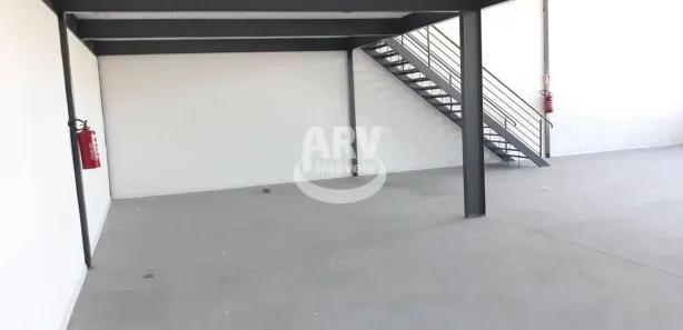 Loja / Salão / Ponto Comercial para alugar, 307m² no Distrito Industrial Ritter, Cachoeirinha