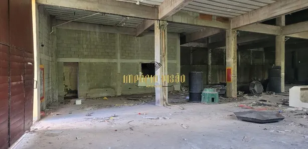 Galpão / Depósito / Armazém para alugar, 600m² no Jardim Aracy, Mogi das Cruzes