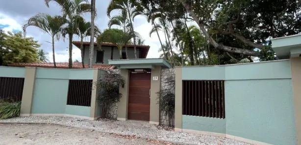 Sobrado com 3 Quartos para venda ou aluguel, 250m² no , Porto Seguro