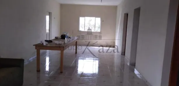 Fazenda / Sítio / Chácara com 3 Quartos à venda, 125m² no Chácara Itapoã, Jacareí