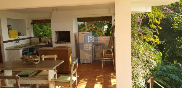 Casa de Condomínio com 5 Quartos para venda ou aluguel, 400m² no Ubatuba, Ubatuba