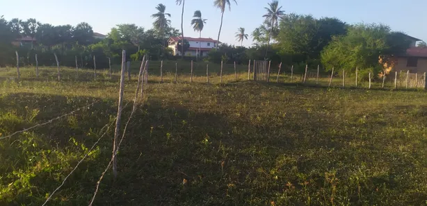 Terreno / Lote / Condomínio à venda, 736m² no Luiz Correia, Luís Correia