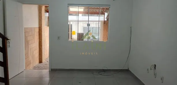 Sobrado com 2 Quartos para alugar, 80m² no Areias, Camboriú