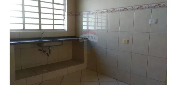 Loja / Salão / Ponto Comercial com 3 Quartos para alugar, 110m² no Centro, Mogi Guaçu