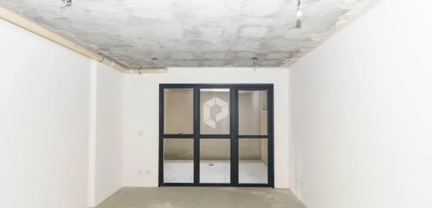 Conjunto Comercial / Sala à venda, 22m² no Centro, Curitiba