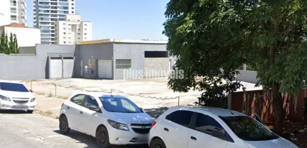 Terreno / Lote / Condomínio para alugar, 250m² no Campo Belo, São Paulo
