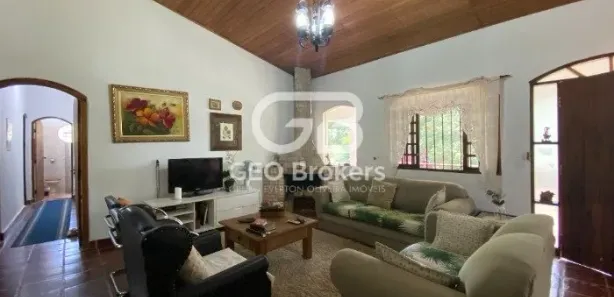 Fazenda / Sítio / Chácara com 5 Quartos à venda, 300m² no BOA VISTA, Igaratá