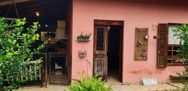 Fazenda / Sítio / Chácara com 2 Quartos à venda, 135m² no JUNDIAQUARA, Araçoiaba da Serra