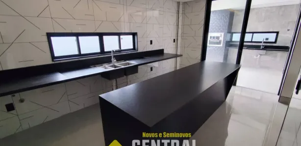 Casa de Condomínio com 5 Quartos à venda, 325m² no Universitário, Caruaru