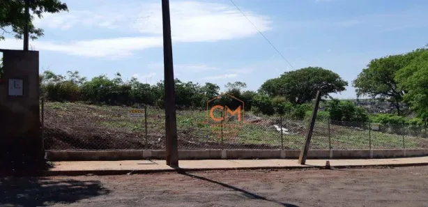 Terreno / Lote / Condomínio à venda, 900m² no Assaí, Assaí
