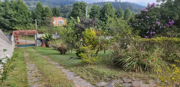 Fazenda / Sítio / Chácara com 3 Quartos à venda, 270m² no Caete (Mailasqui), São Roque