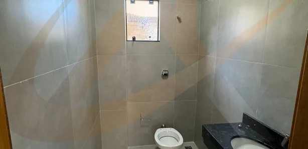 Loja / Salão / Ponto Comercial para alugar, 98m² no Centro, Arapongas