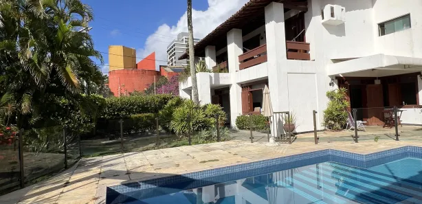 Casa com 6 Quartos à venda, 688m² no Itapuã, Salvador