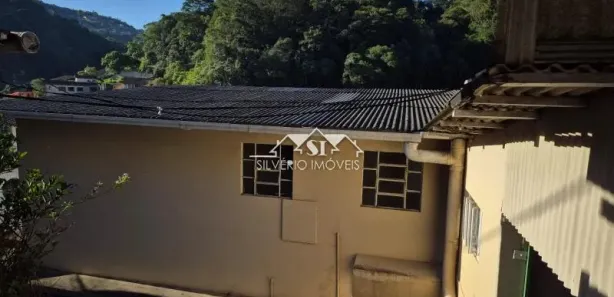Casa com 2 Quartos à venda, 60m² no Castelanea, Petrópolis