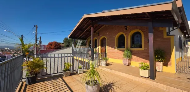 Sobrado com 3 Quartos à venda, 244m² no Jardim São Vicente, Campinas