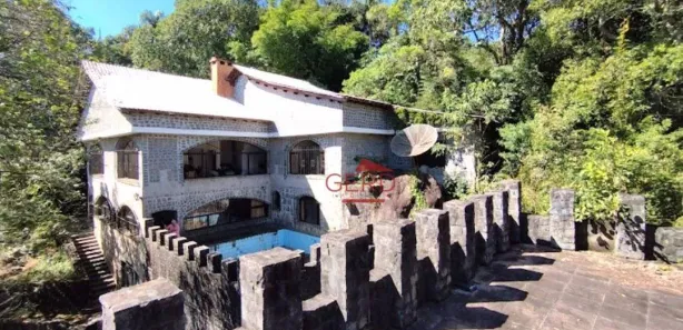 Fazenda / Sítio / Chácara com 5 Quartos para venda ou aluguel, 1000m² no Caminho do Indio, Embu das Artes