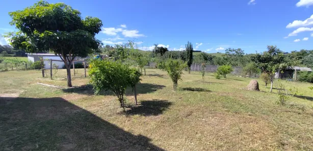 Fazenda / Sítio / Chácara com 3 Quartos à venda, 28000m² no Chácara Marambaia, Caçapava