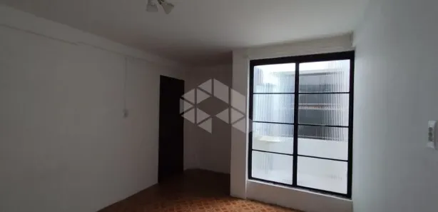 Apartamento com 2 Quartos para alugar, 50m² no Juscelino Kubitschek, Santa Maria